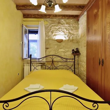 Apartment Tolles In Mit Grill, Terrasse Und Garten *